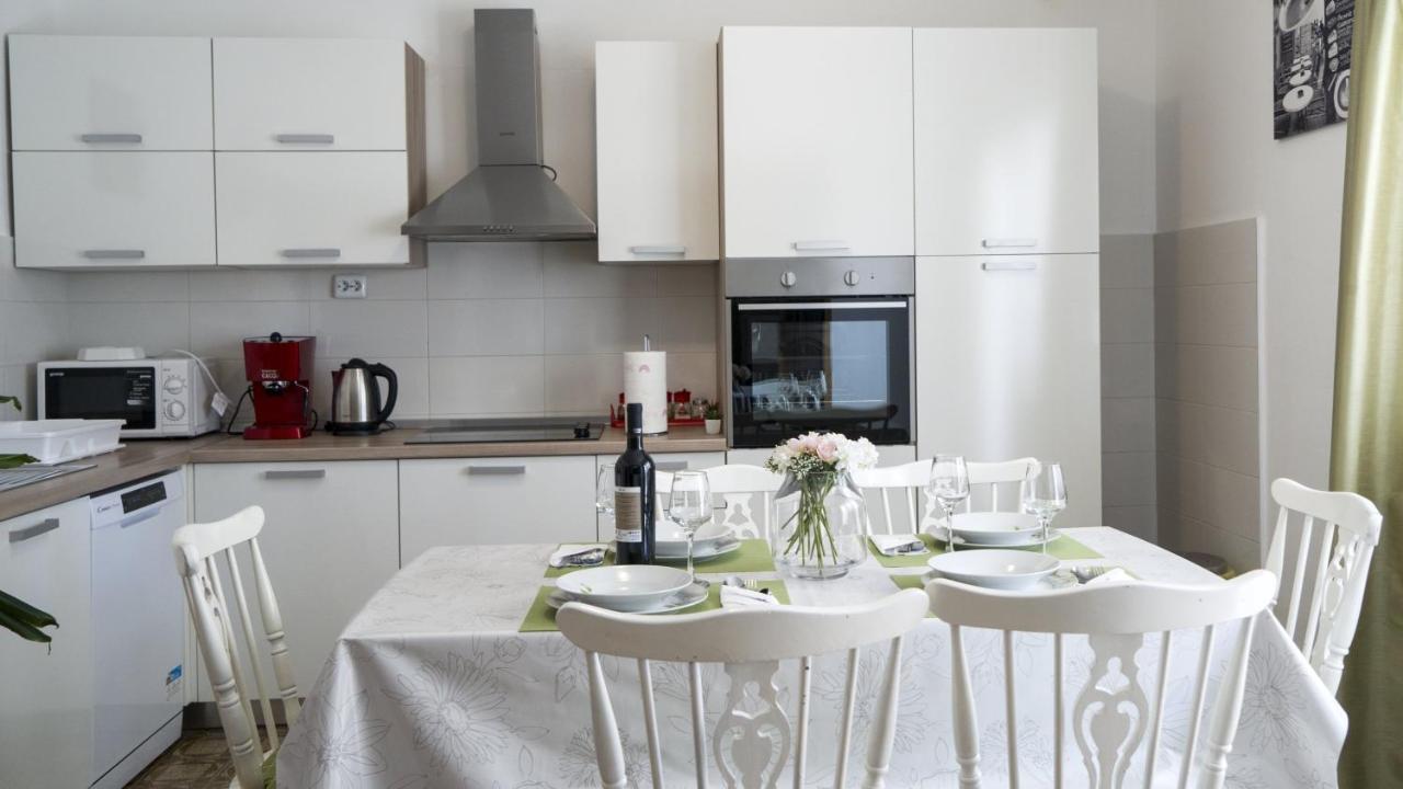 Apartments Bazina Kaštela Zewnętrze zdjęcie
